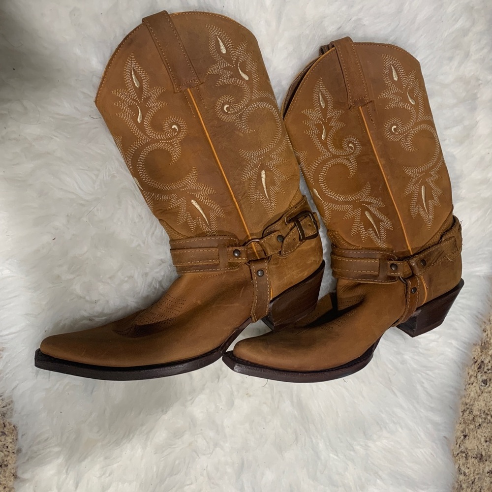 Brand new boots!